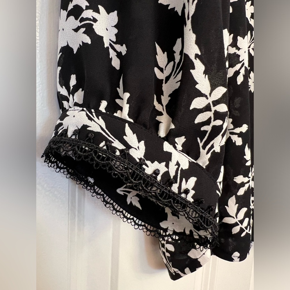 Karl Lagerfeld Black and White Long Sleeve Blouse Size XL - Picture 8 of 13